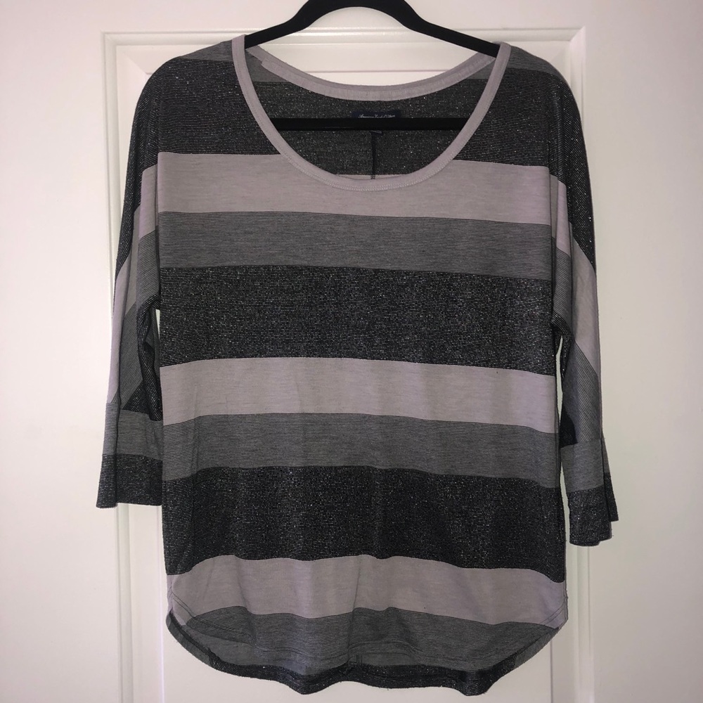 American Eagle 3/4 sleeve tee